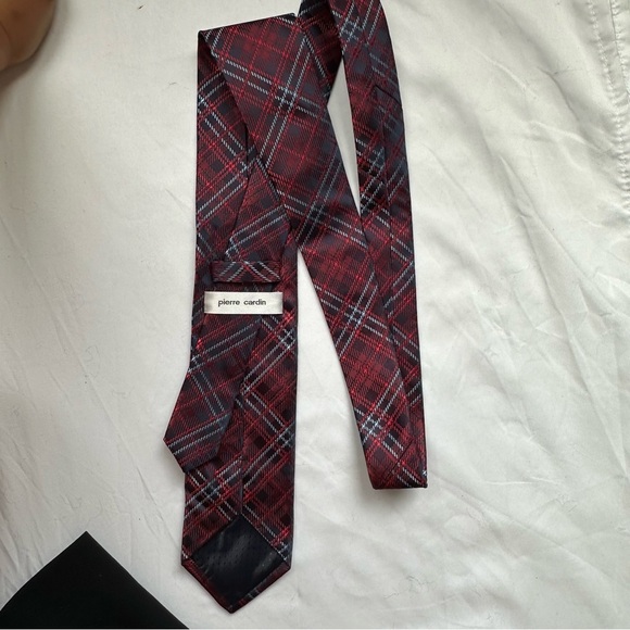 Pierre Cardin Classic Red Plaid Men's Tie - Picture 5 of 5